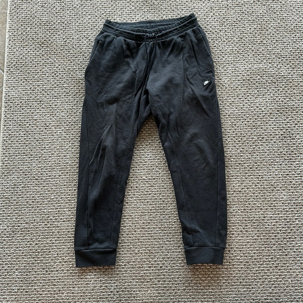 Nike sweatpants. Size large